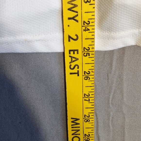 Bauer NHL Winnipeg Jets hockey jersey youth M/L white with graphic design - Picture 9 of 9